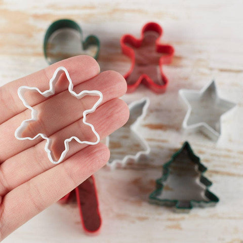 Christmas Set of 7 Metal Mini Cookie Cutters + Storage Box